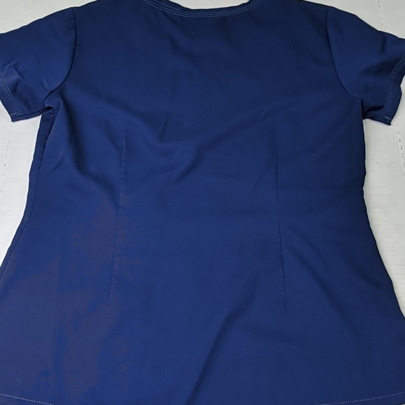 Grey's anatomy 3 pocket v neck scrub top - Picture 5 of 5